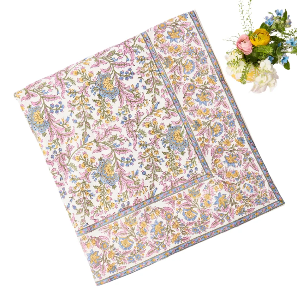 Mrs. Alice Place Settings & Linens|Amelie Tablecloth