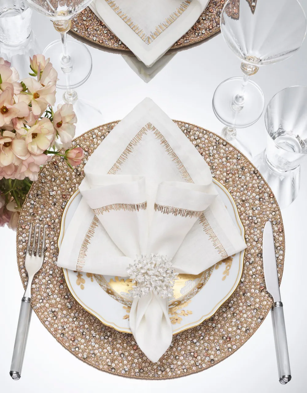 Kim Seybert Place Settings & Linens|Aster Napkin Rings in Crystal, Set of 4