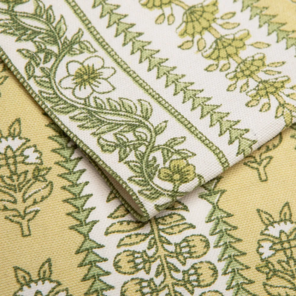 Couleur Nature Place Settings & Linens|Avignon Runner Pistache