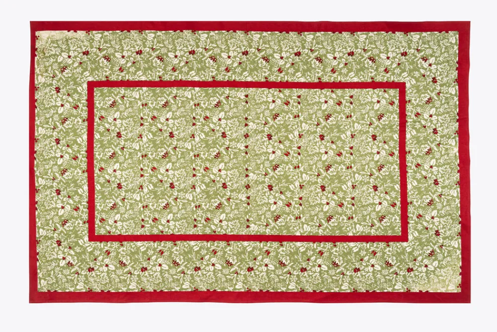 Couleur Nature Place Settings & Linens|Baies de houx Tablecloth in Red & Green