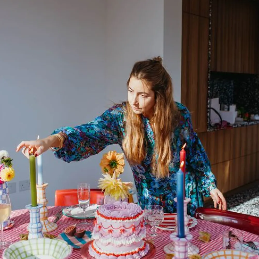 Vaisselle Dinnerware|Beverly Small Dessert Plate in Pink & Green