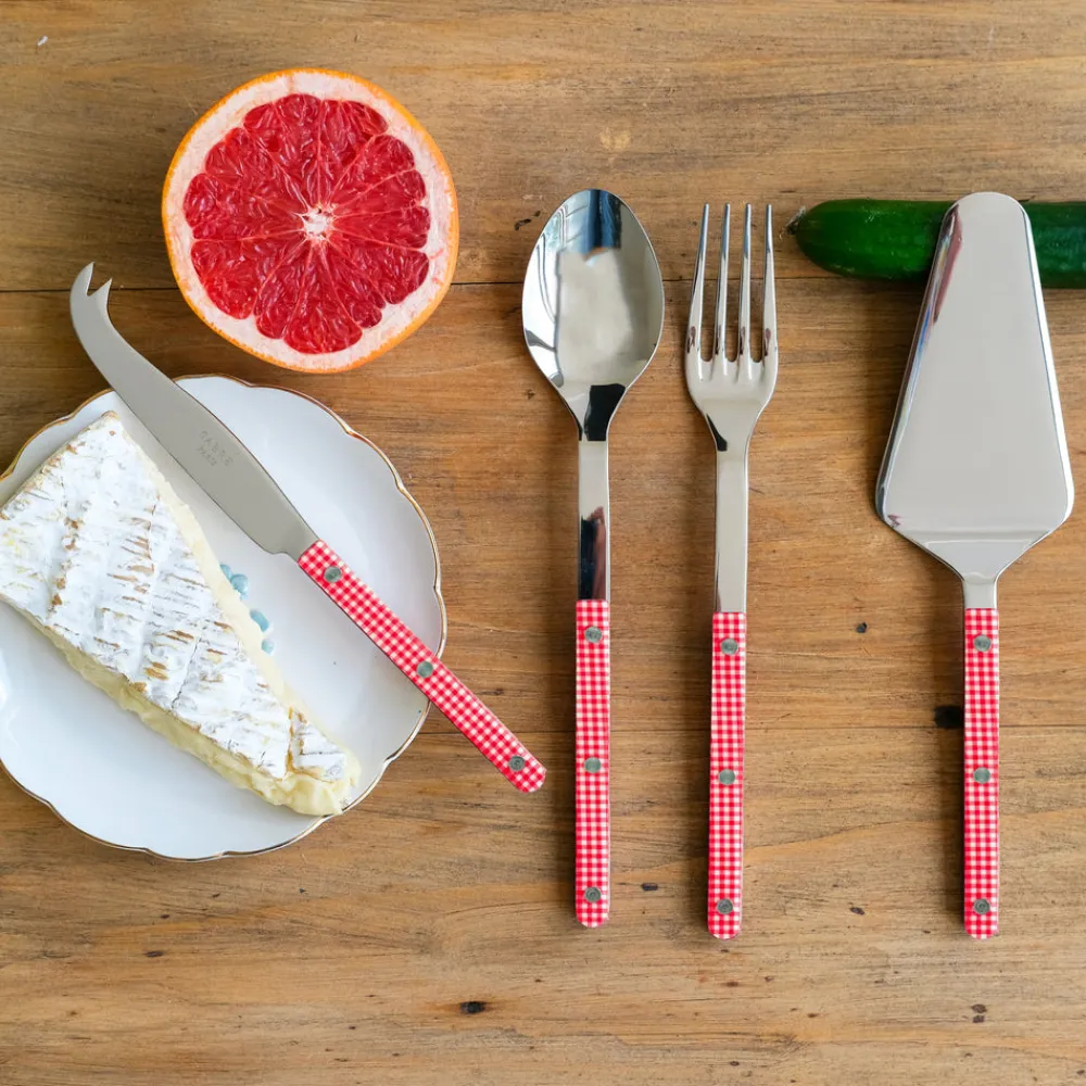 Sabre Flatware|Bistrot Must-Have Pieces in Red Gingham