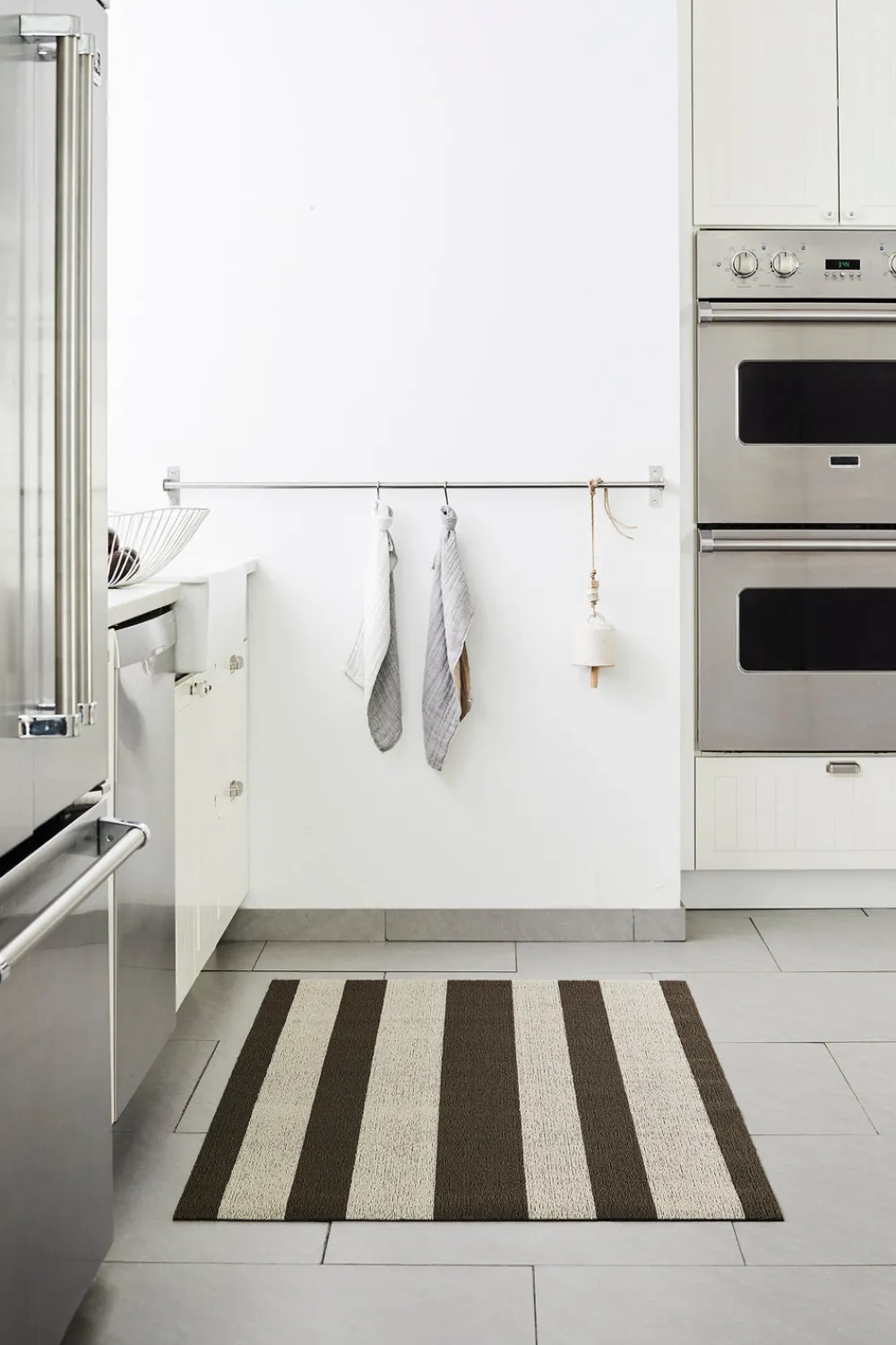 Chilewich Place Settings & Linens|Bold Stripe Shag Utility Mat