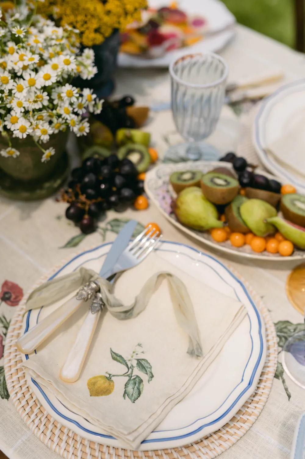 Nadia & Co Place Settings & Linens|Botanique Serviettes, Set of 4