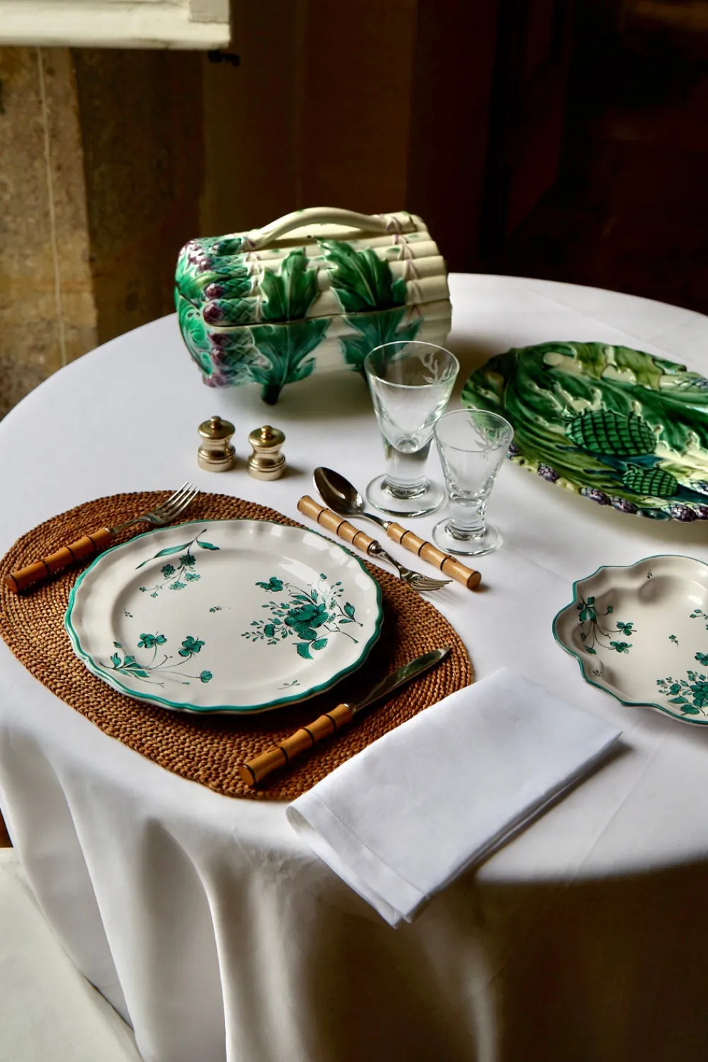 Z.d.G. Dinnerware|Camaieu Dinner Plate in Vert