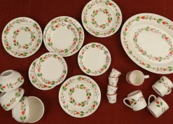 Carolina Irving and Daughters Dinnerware|Carolina Irving x OTM Holly Espresso Cup, Set of 4