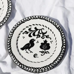 Pomelo Casa Dinnerware|Casa Blanca & Negra Dinner Plate with Traditional Designs