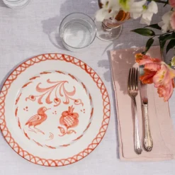 Pomelo Casa Dinnerware|Casa Coral Dinner Plate with Traditional Designs