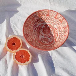 Pomelo Casa Dinnerware|Casa Coral Large Bowl with Hand-Painted Designs