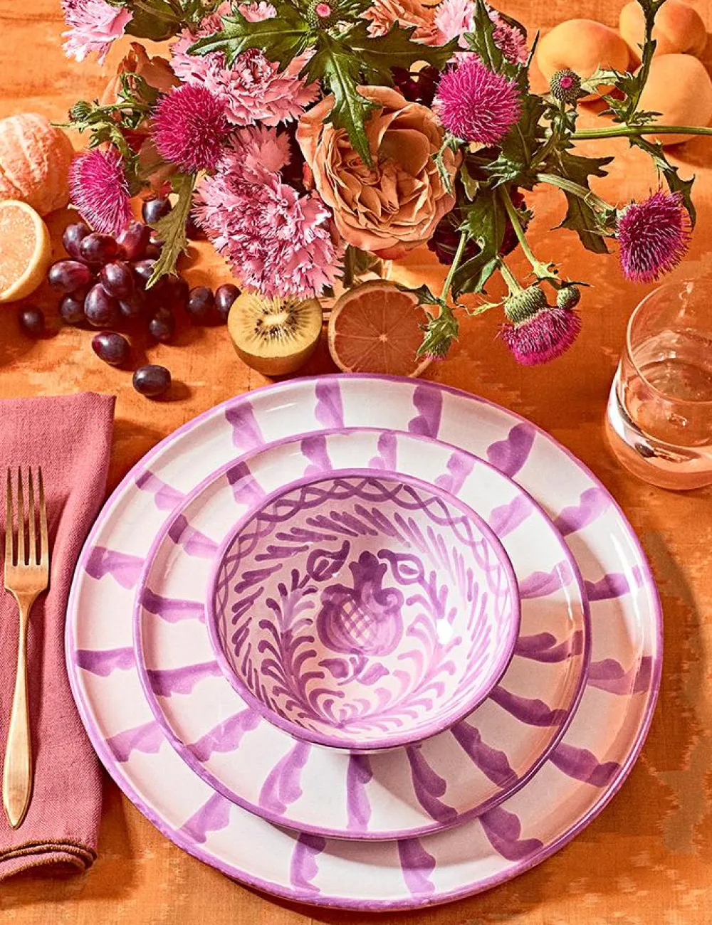 Pomelo Casa Dinnerware|Casa Lila Dinner Plate with Candy Cane Stripes