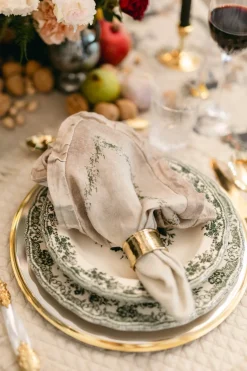 Nadia & Co Place Settings & Linens|Cornucopia Royale Serviettes