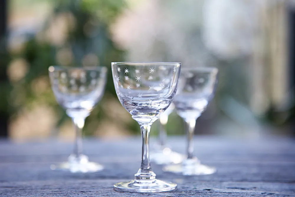 The Vintage List Glassware|Crystal Liqueur Glasses with Stars Design, Set of Six