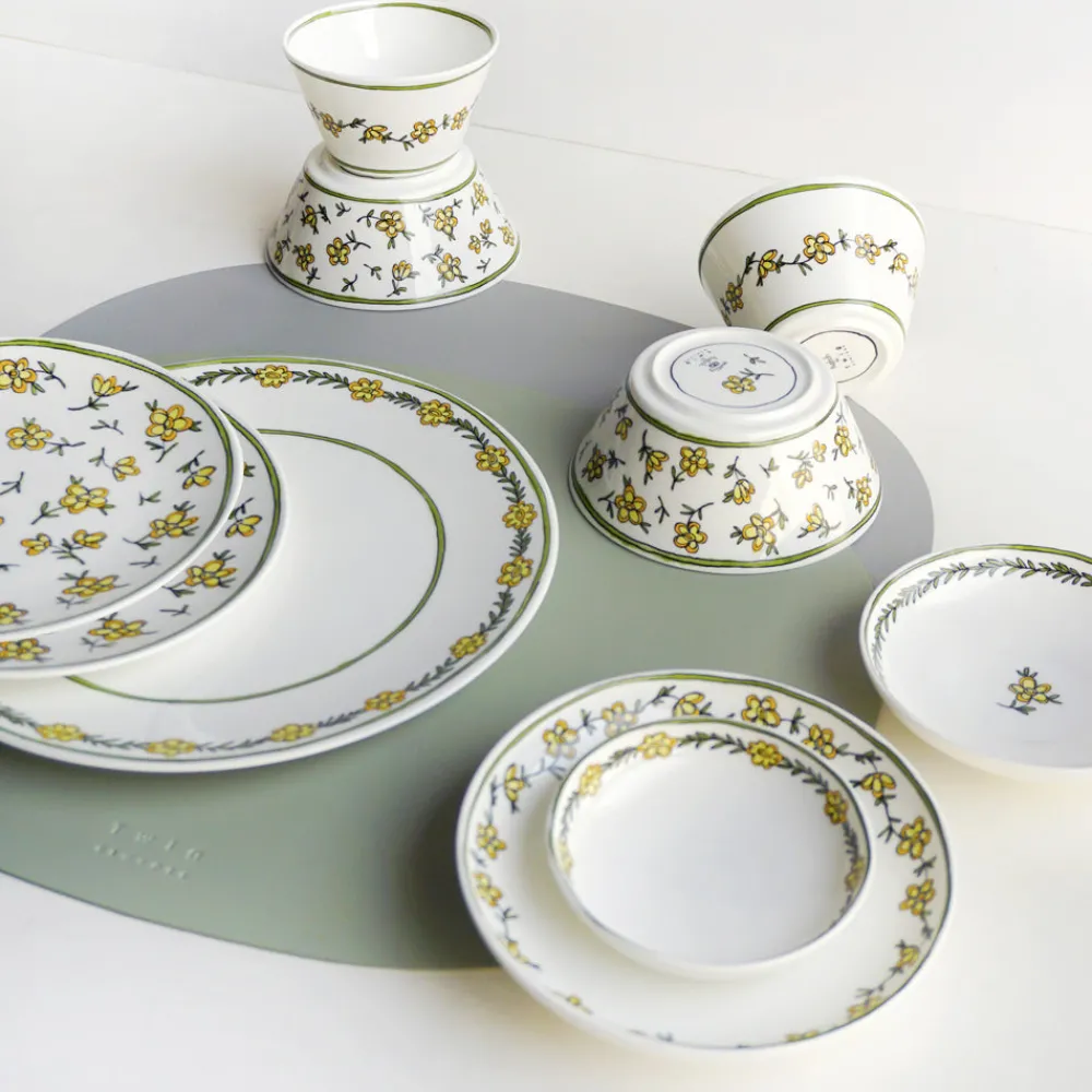 Twig NY Dinnerware|Daisy Chain Cereal / Soup Bowl