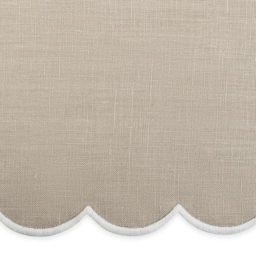 Matouk Place Settings & Linens|Dakota Tablecloth