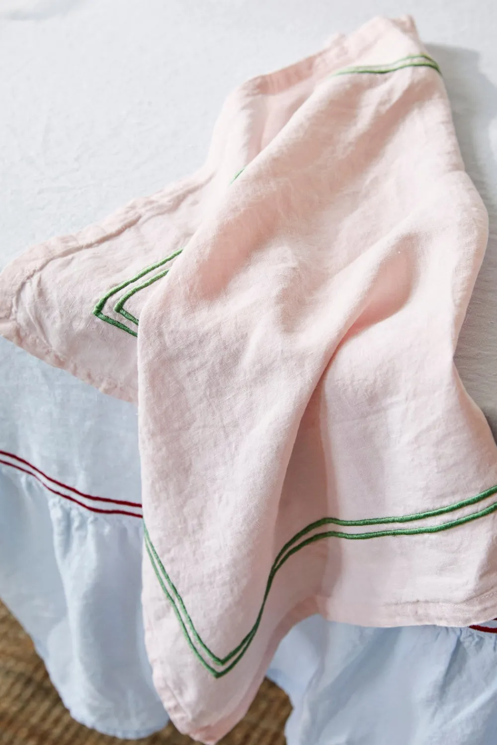 Issy Granger Place Settings & Linens|Double Piped Linen Napkins in Pink, Set of Four