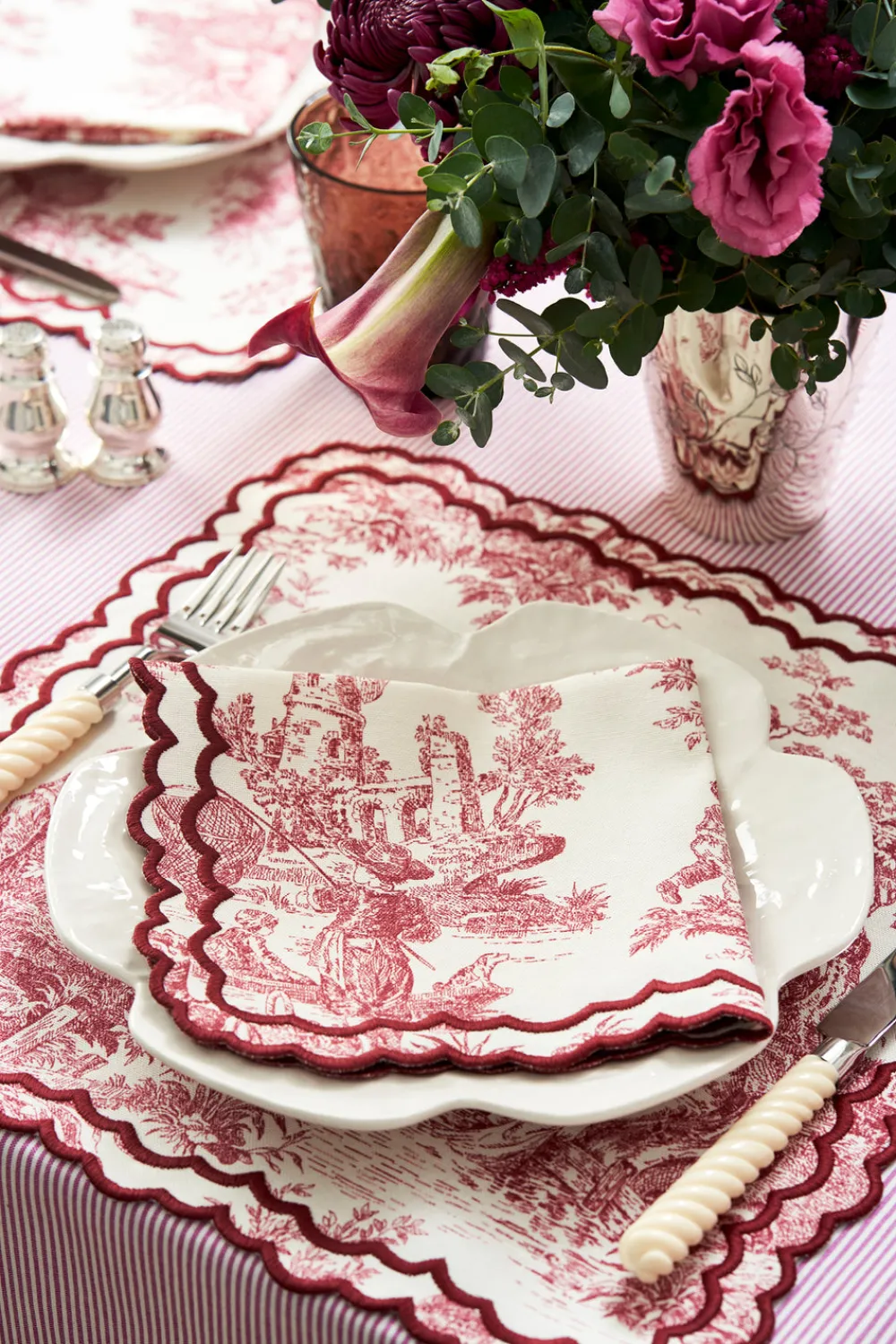 Loulou La Dune Place Settings & Linens|Elise Placemat and Napkin Set in Toile de Jouy Burgundy