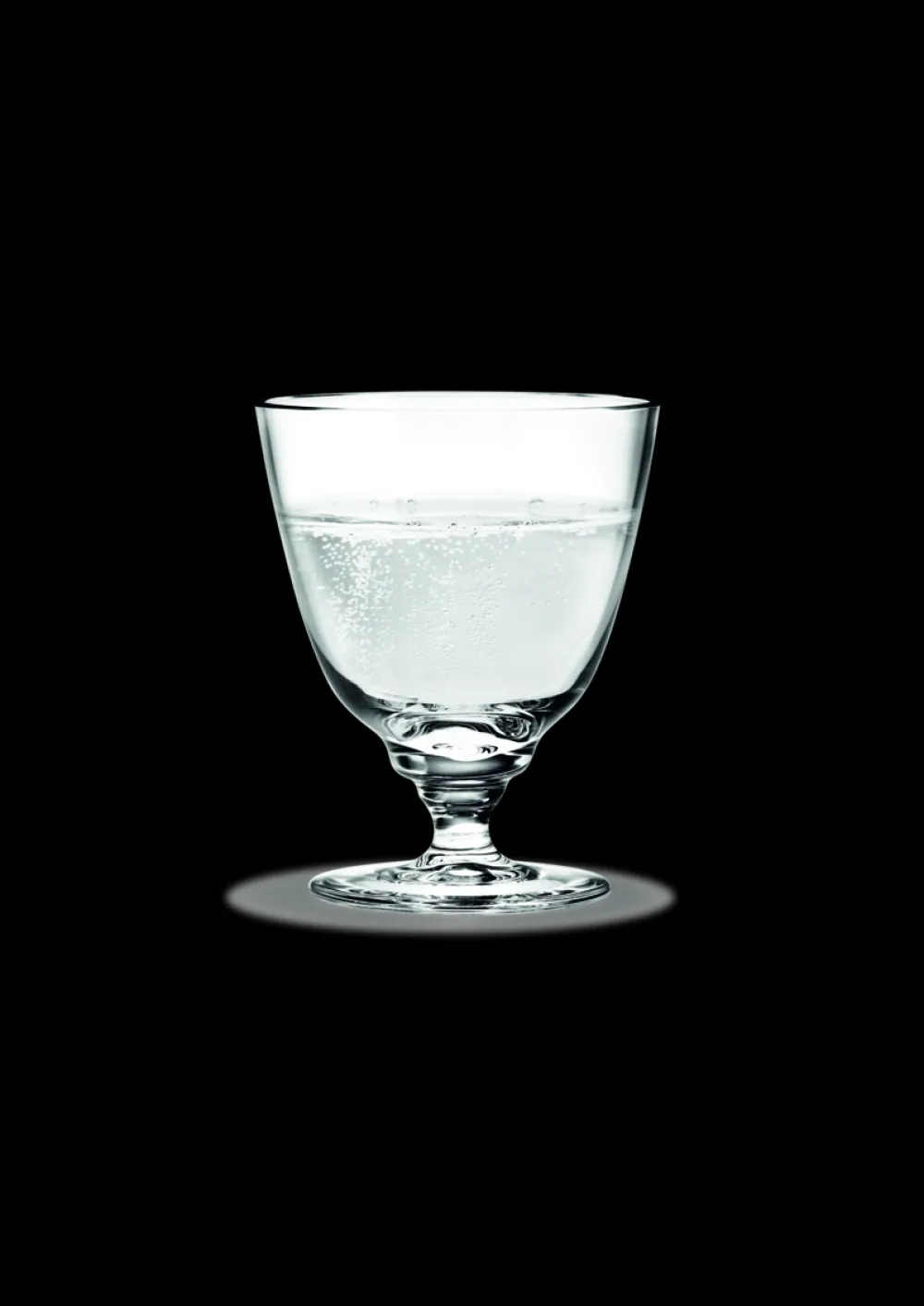 Holmegaard Glassware|Flow Glass On Foot in Champagne