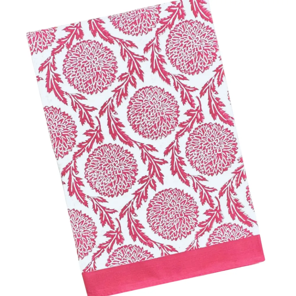 Flying Sheep Country Place Settings & Linens|Flower and Vine Red Tablecloth