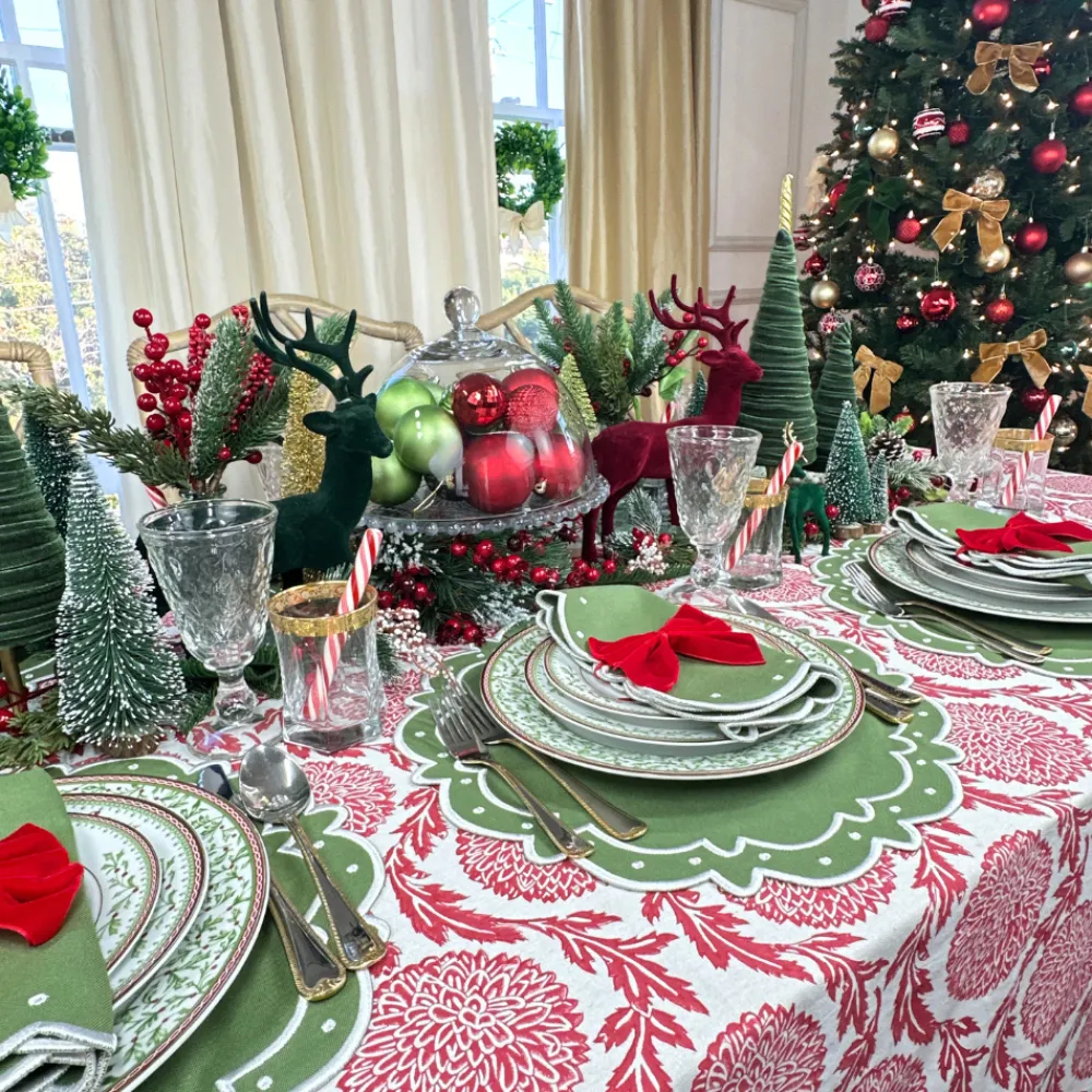 Flying Sheep Country Place Settings & Linens|Flower and Vine Red Tablecloth