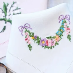 Chefanie Place Settings & Linens|Flower Garland Dinner Napkins, Set of 4