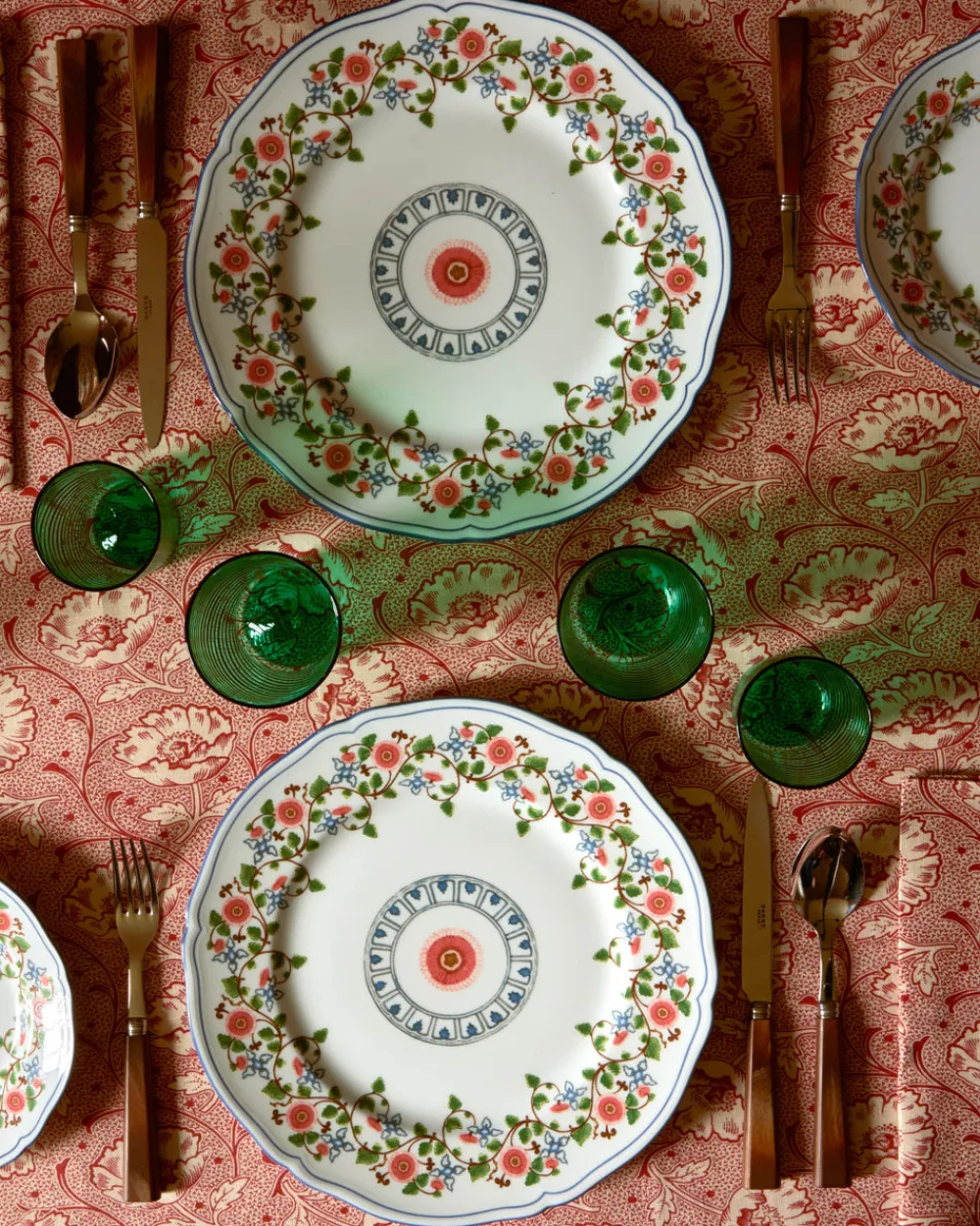 Cabana Dinnerware|Ginori "Martina" Charger Plate