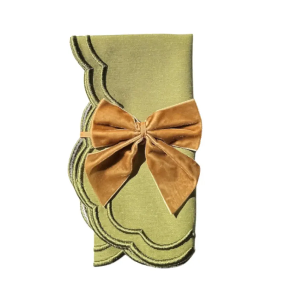 Flying Sheep Country Place Settings & Linens|Gold Bow Velvet Napkin Ties, Set of 4