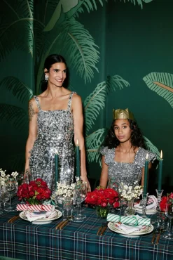 TriChi Design Place Settings & Linens|Green Tartan Tablecloth