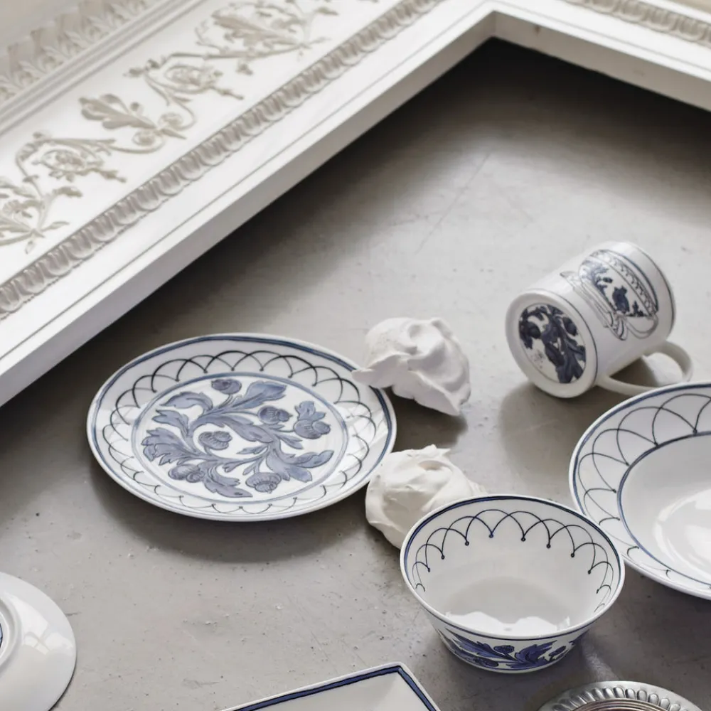 Twig NY Dinnerware|Heritage Blue Bird 8" Plate