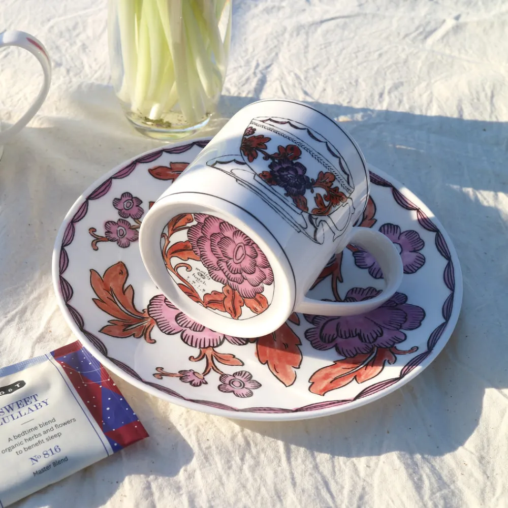 Twig NY Dinnerware|Heritage Rosa Rugosa 8" Plate