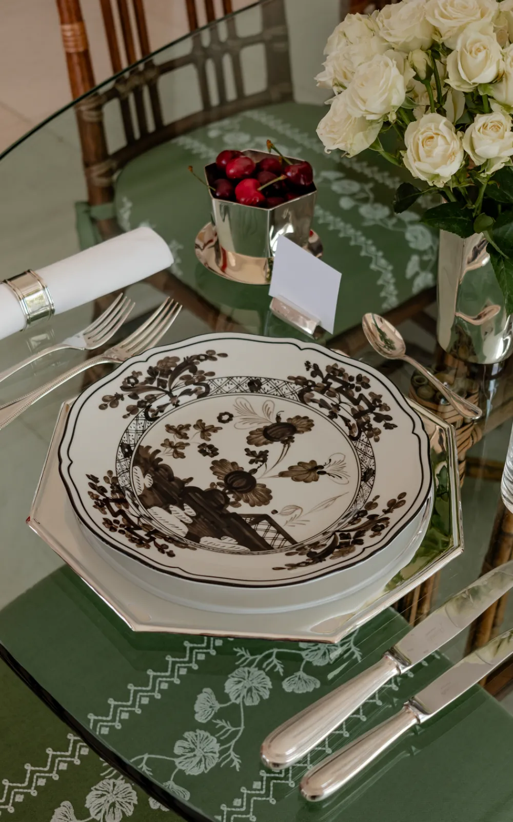 Esencial Hogar Silver|Hexagon Charger