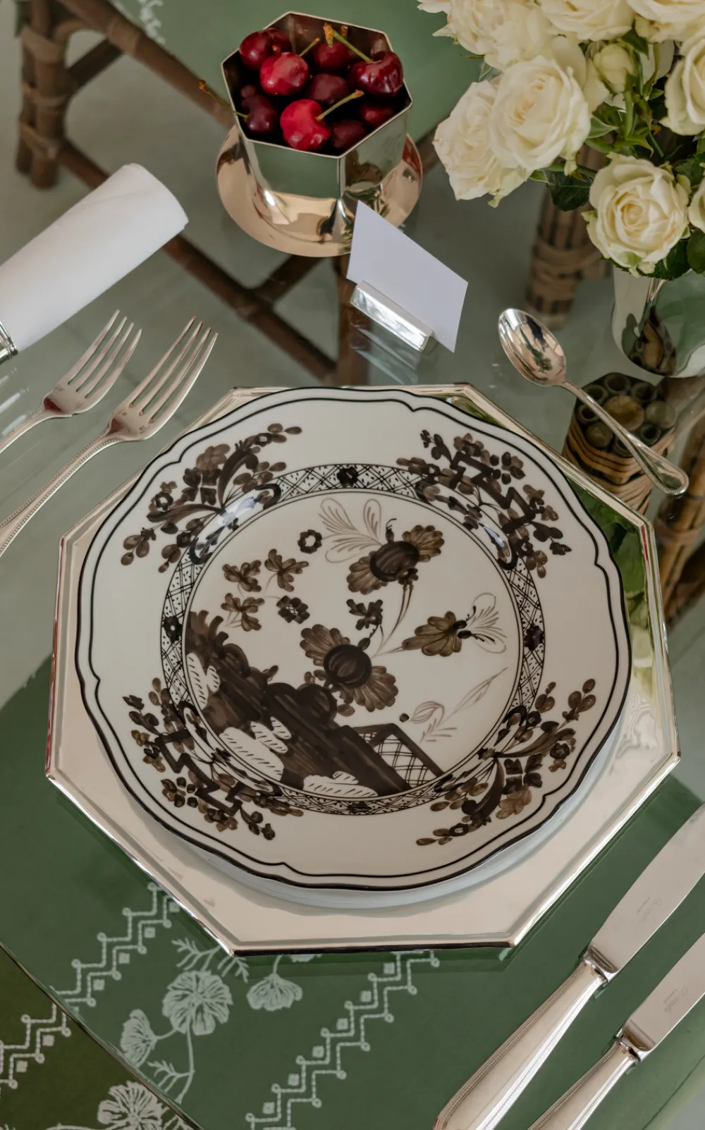 Esencial Hogar Silver|Hexagon Charger