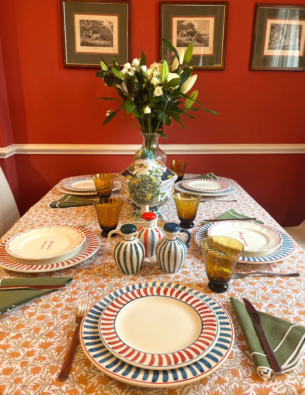 Sveva's Home Dinnerware|I Googled My Symptoms and It Turns Out I Only Need Good Pasta and Good Wine Scalloped Plate, Set of 6