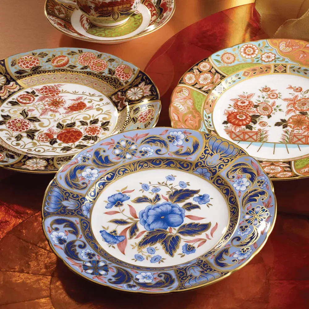 Royal Crown Derby Dinnerware|Imari Accent Collection in Antique Chrysanthemum