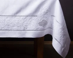 Henry Handwork Place Settings & Linens|Jardin Classic Tablecloth in Italian Linen in Six Colors