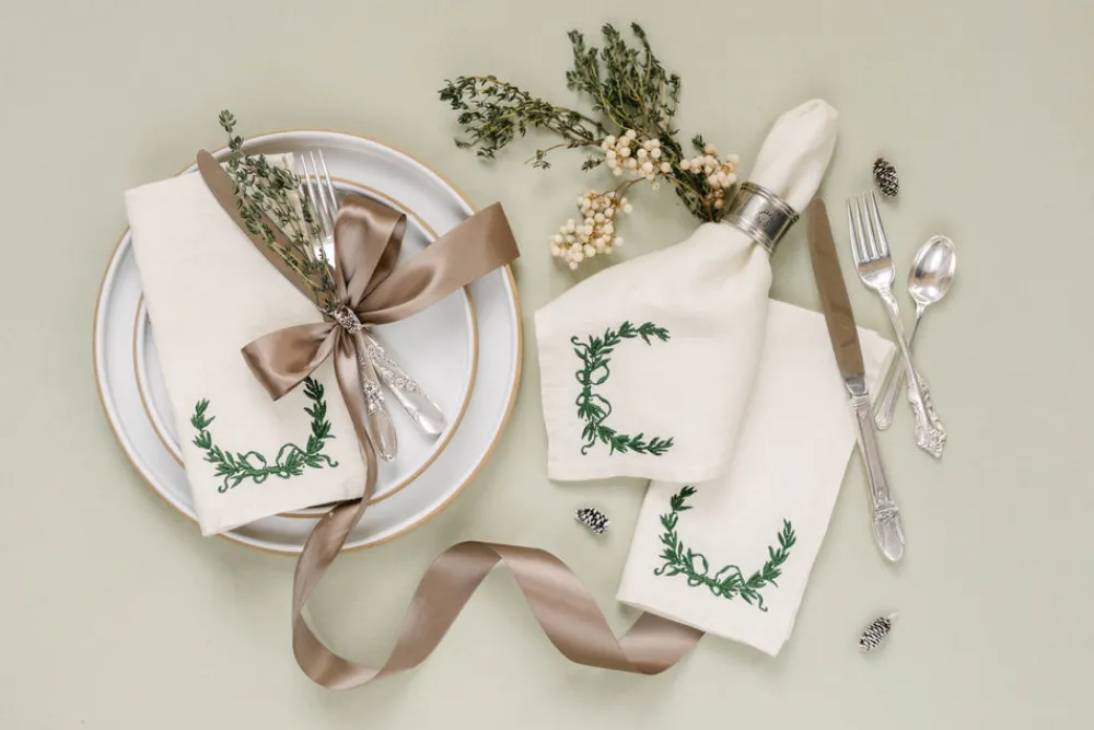 Nadia & Co Place Settings & Linens|Laurel Embroidered Napkins