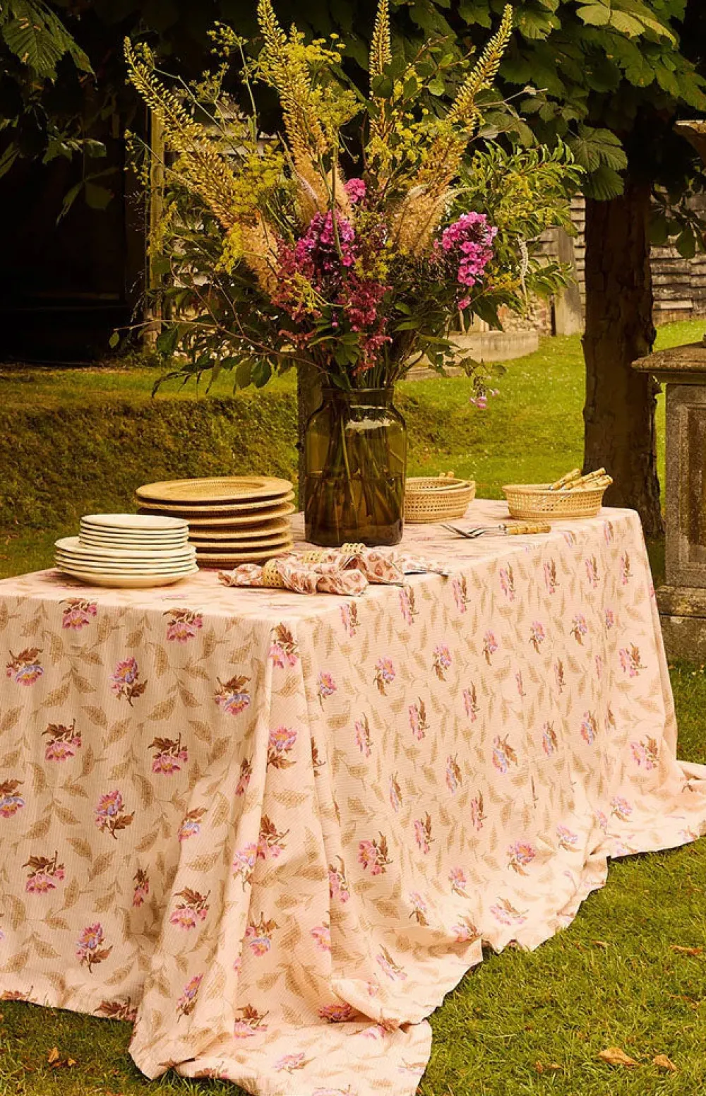 Cabana Place Settings & Linens|Lavinia Pastel Tablecloth
