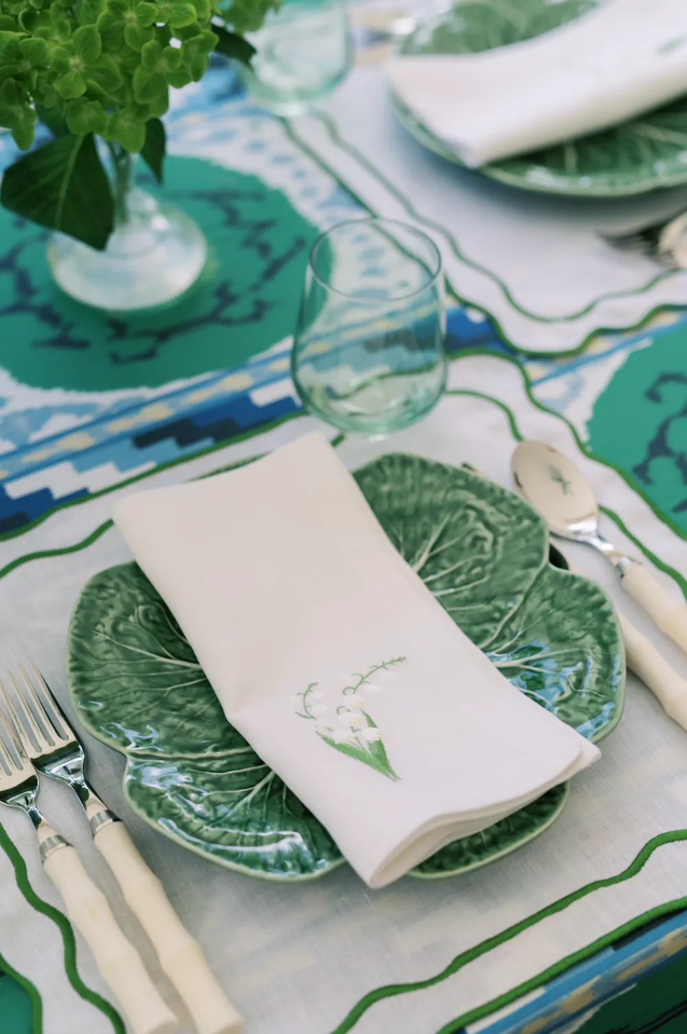 TriChi Design Place Settings & Linens|Lily of the Valley Collection, White Linen Napkin, Set of 4