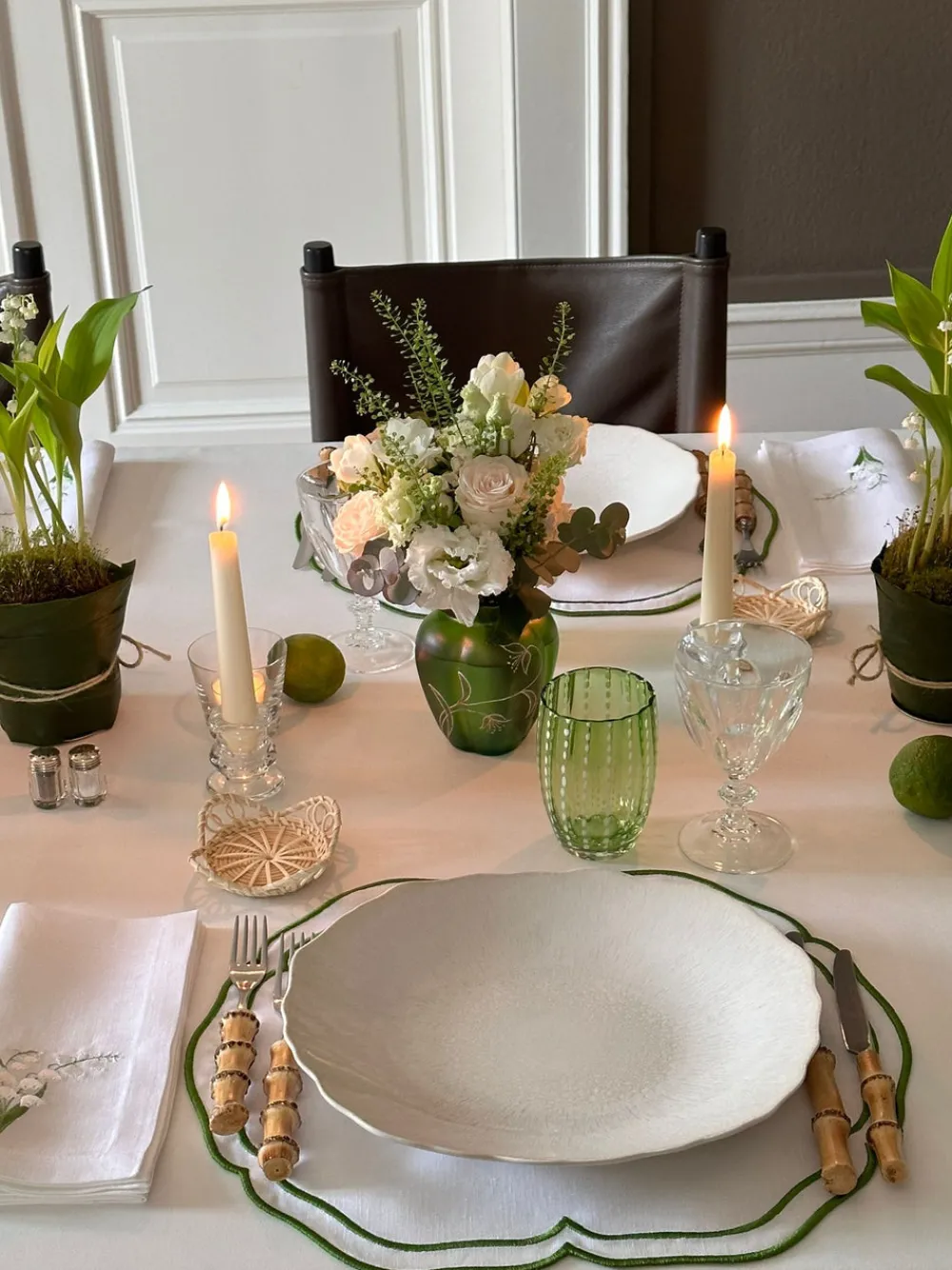 TriChi Design Place Settings & Linens|Lily of the Valley Collection, White Linen Napkin, Set of 4