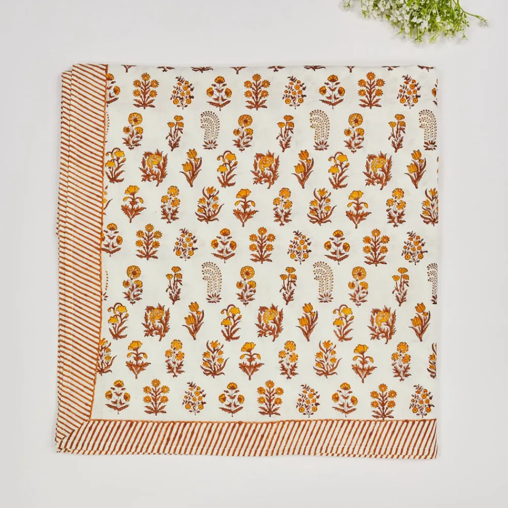 Maison Margaux Place Settings & Linens|Mabel Tablecloth