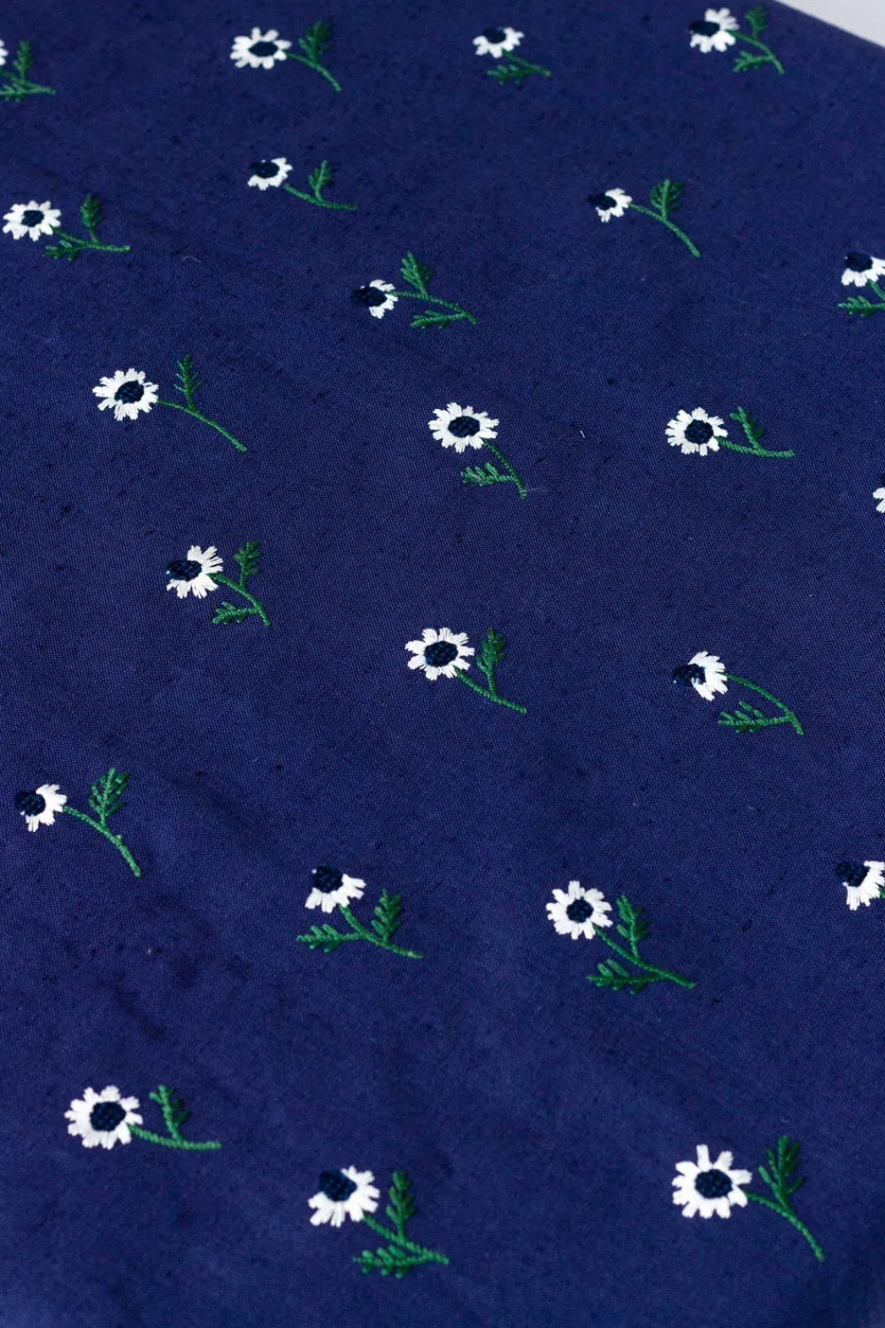 Esencial Hogar Place Settings & Linens|Manzanilla Rectangular Tablecloth in Navy