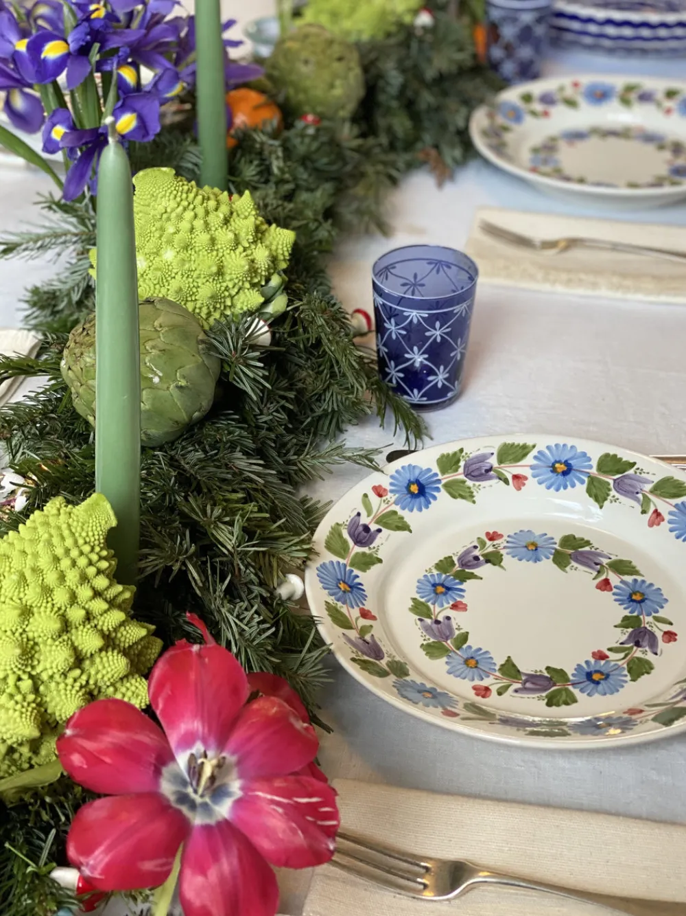 Carolina Irving and Daughters Dinnerware|Maria Luisa Dinner Plate