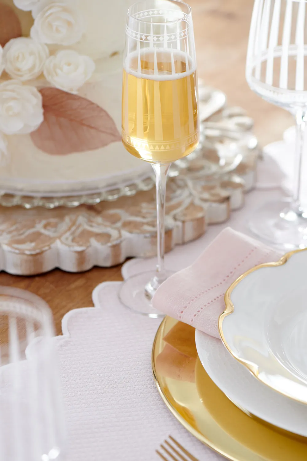 Caskata Glassware|Marrakech Champagne Glasses, Set of 2