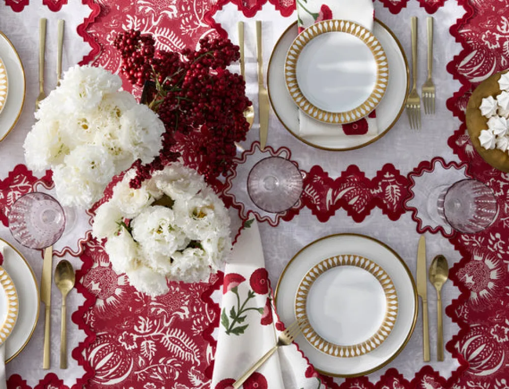 Matouk Place Settings & Linens|Schumacher Granada Tablecloth in Scarlet