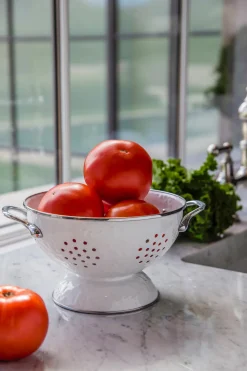 Golden Rabbit Dinnerware|Medium Colander in Solid White