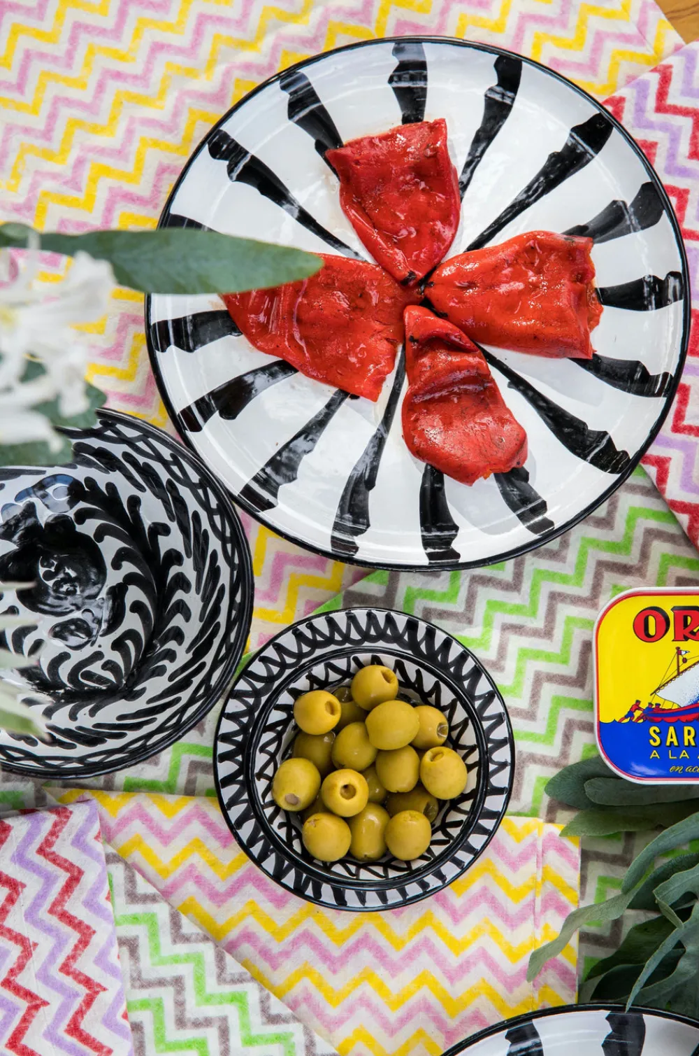 Pomelo Casa Dinnerware|Mini Bowl With Hand Painted Designs