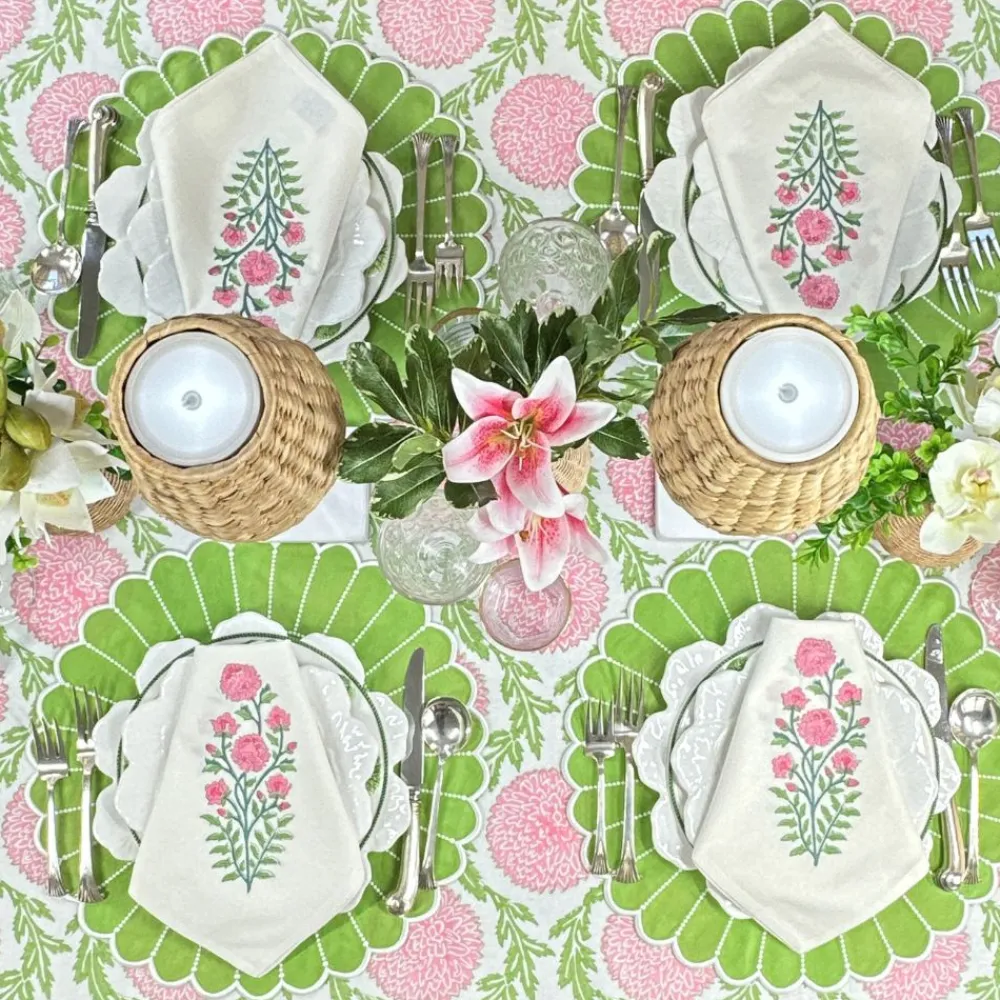 Flying Sheep Country Place Settings & Linens|Motif Napkin in Pink Flower, Set of 4