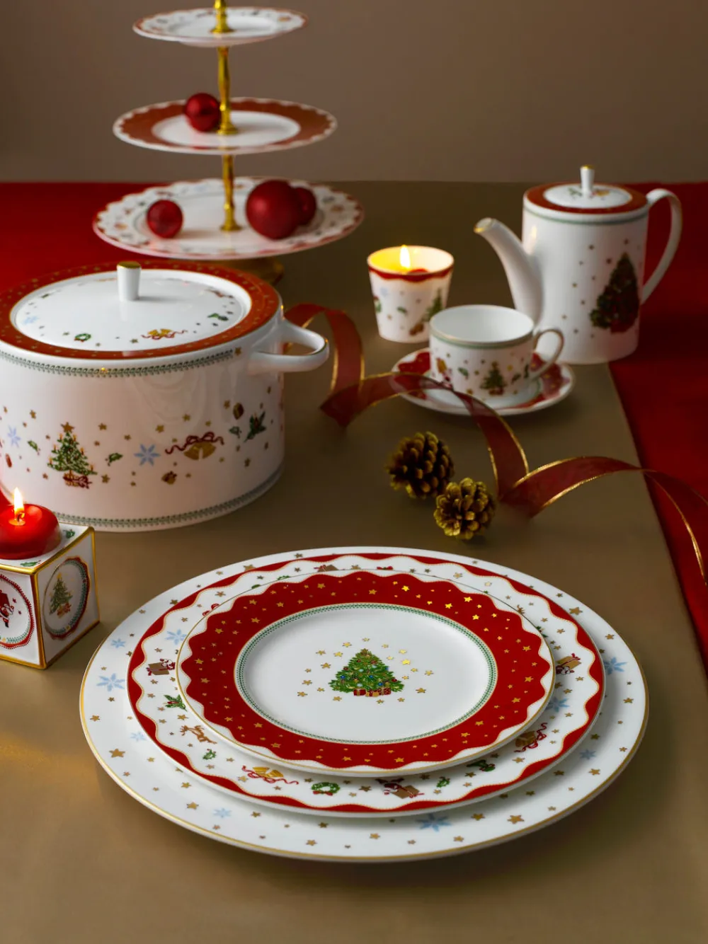 Prouna Dinnerware|My Noel Salad / Dessert Plate