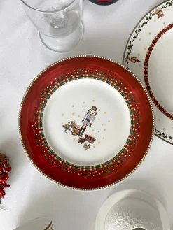 Prouna Dinnerware|Nutcracker Salad / Dessert Plate, Set of 4