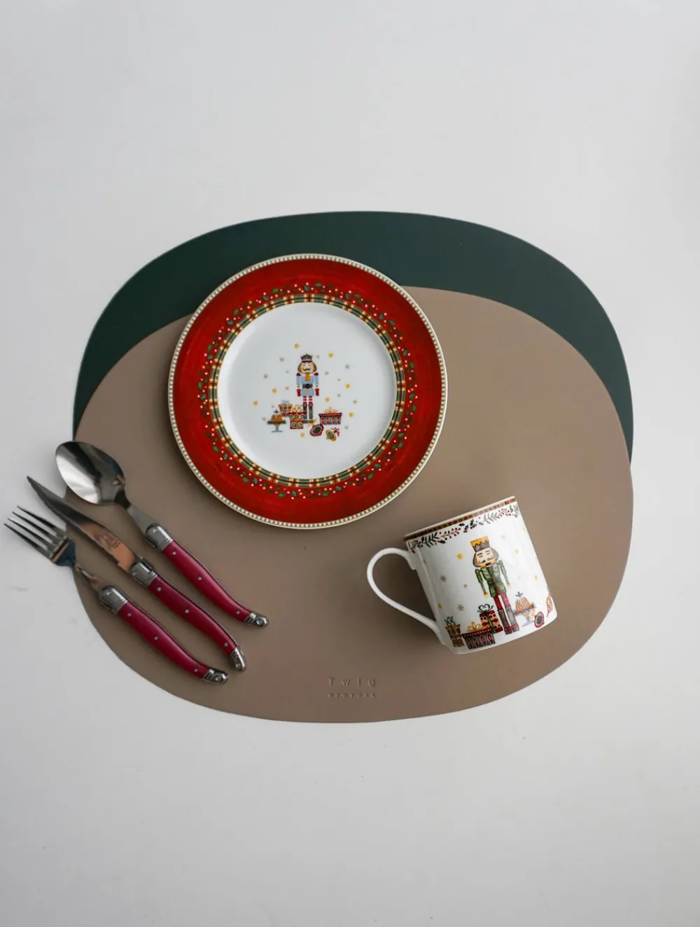 Prouna Dinnerware|Nutcracker Salad / Dessert Plate, Set of 4