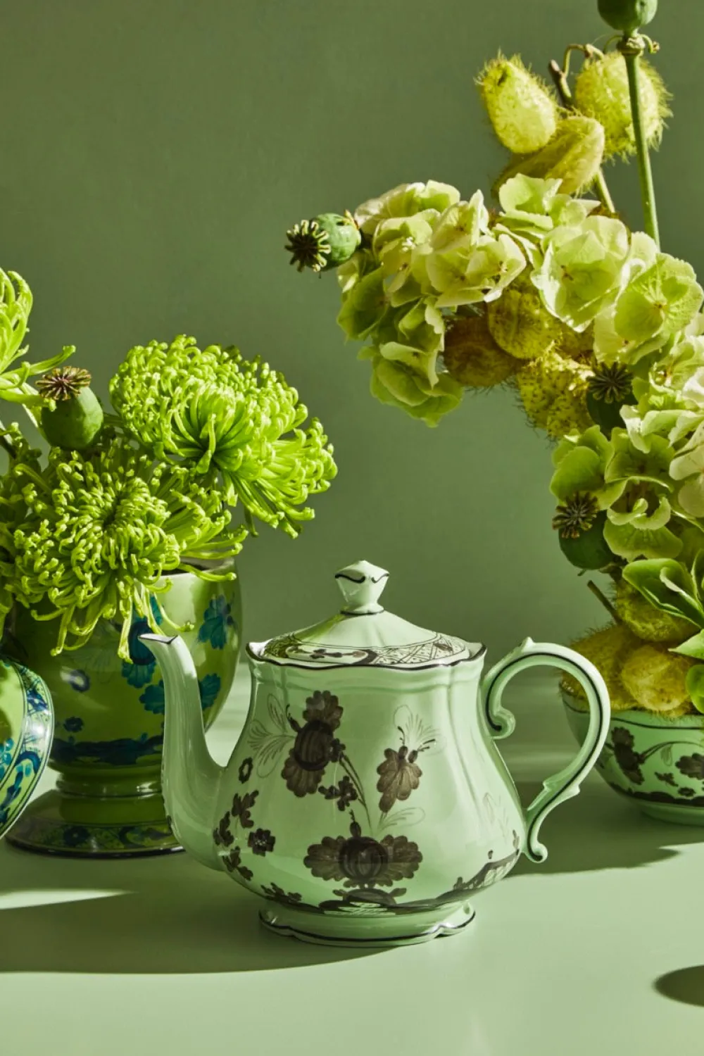 Ginori 1735 Dinnerware|Oriente Italiano Teapot With Cover in Bario